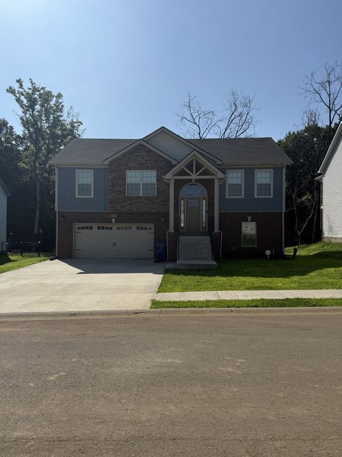 771 Boreal Way, Clarksville, TN, 37042-8860 | Card Image