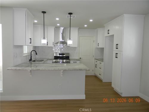 9671 Geyser Ave, Northridge, CA, 91324 | Card Image