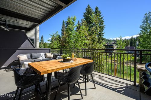 te-106-400 Baker Dr, Winter Park, CO, 80482-5347 | Card Image