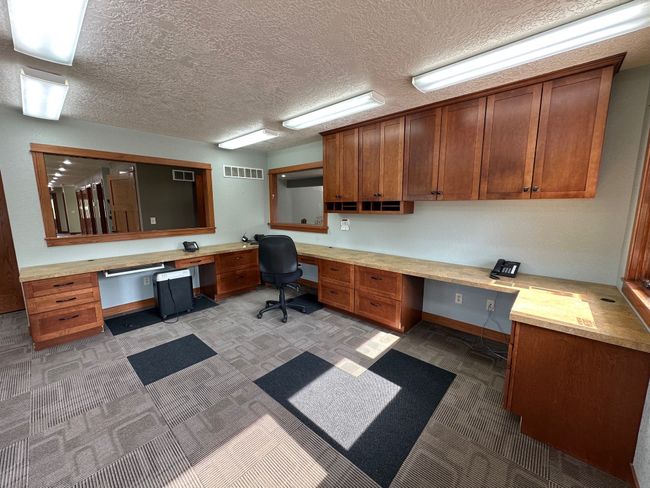 820 W Summit St, Home with 0 bedrooms, 0 bathrooms and null parking in Winterset IA | Image 5