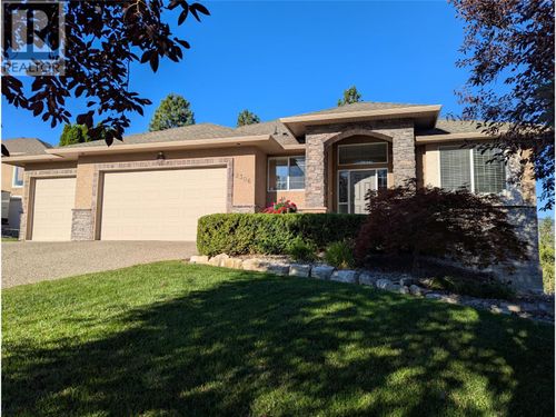2306 Quail Run Dr, Kelowna, BC, V1V2S3 | Card Image