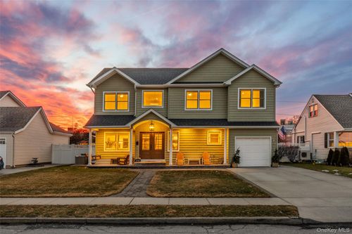 1732 Princeton Dr W, Wantagh, NY, 11793-3545 | Card Image