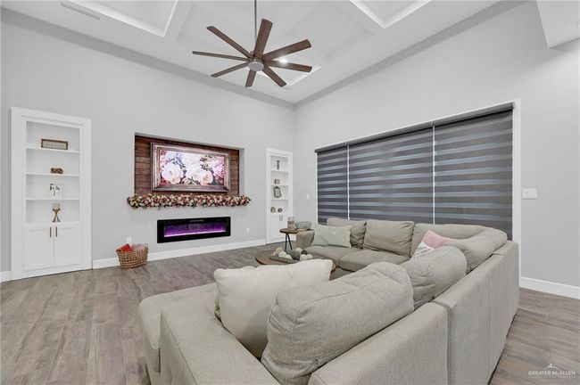 5284 N Mayberry Rd, House other with 4 bedrooms, 4 bathrooms and 5 parking in Palmhurst TX | Image 7