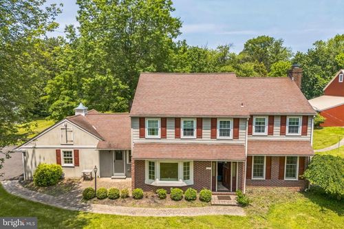 1305 Meetinghouse Rd, NORTH WALES, PA, 19454-3691 | Card Image