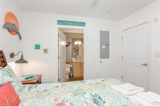 APT-432B - 3738 Sandpiper Rd, House attached with 4 bedrooms, 3 bathrooms and null parking in Virginia Beach VA | Image 21
