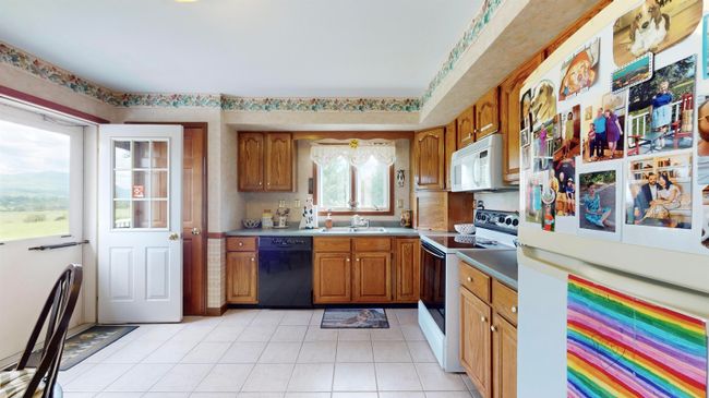 953 Lower Foote St, House other with 3 bedrooms, 2 bathrooms and null parking in Middlebury VT | Image 12