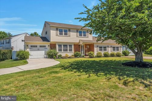 1 Purnell Ave, CINNAMINSON, NJ, 08077-2746 | Card Image