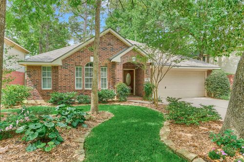 27 E Russet Grove Cir, The Woodlands, TX, 77384-3860 | Card Image