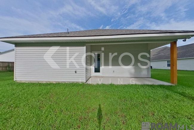 22877 Balsam Dr, House other with 3 bedrooms, 2 bathrooms and null parking in Denham Springs LA | Image 17