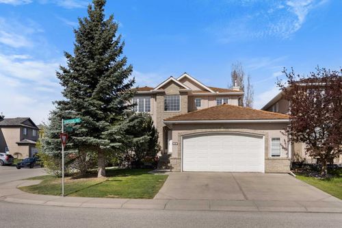 3 Hampstead Hill Nw, Calgary, AB, T3A6E5 | Card Image