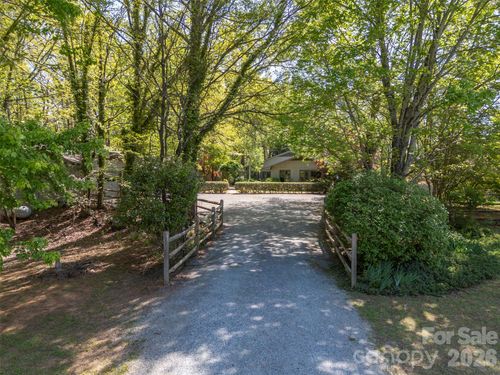 176 Fox Run Ln, Tryon, NC, 28782-6700 | Card Image