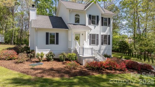1270 Berra Place, Hickory, NC, 28602 | Card Image