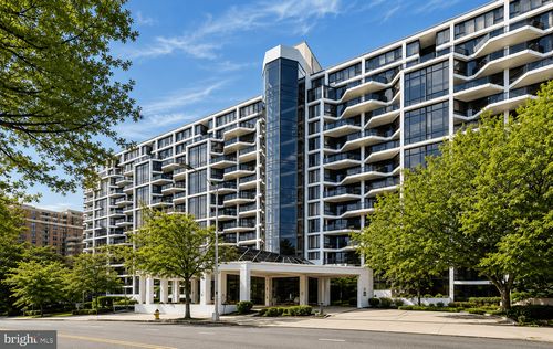 906-1530 Key Blvd, ARLINGTON, VA, 22209-1506 | Card Image