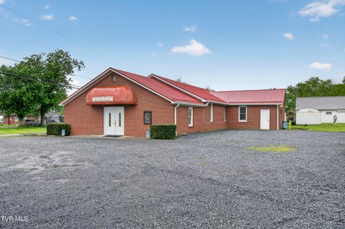 302 Crescent Dr, Glade Spring, VA, 24340-3130 | Card Image