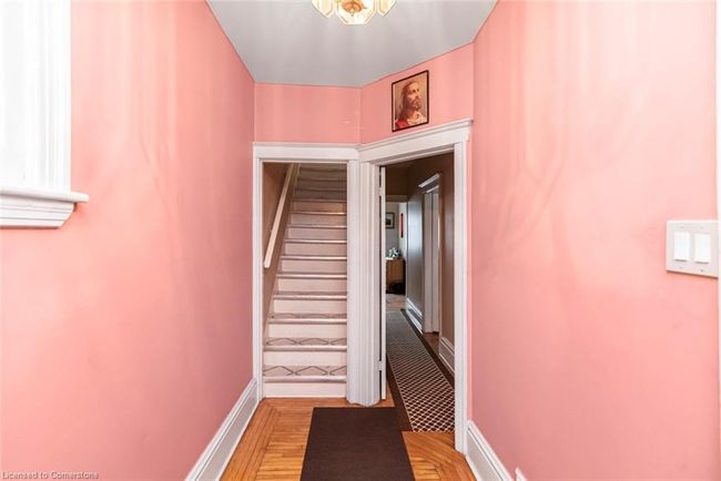 44 Arthur Ave N, House other with 4 bedrooms, 2 bathrooms and 2 parking in Hamilton ON | Image 5