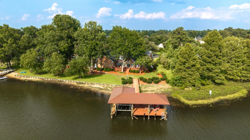 65 Reedy Ct, Manning, SC, 29102-9502 | Card Image