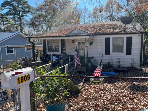 1909 Hoke Ave, TARRANT, AL, 35217-3523 | Card Image