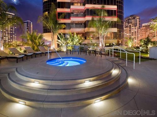 906-100 N Harbor Dr, San Diego, CA, 92101-5811 | Card Image