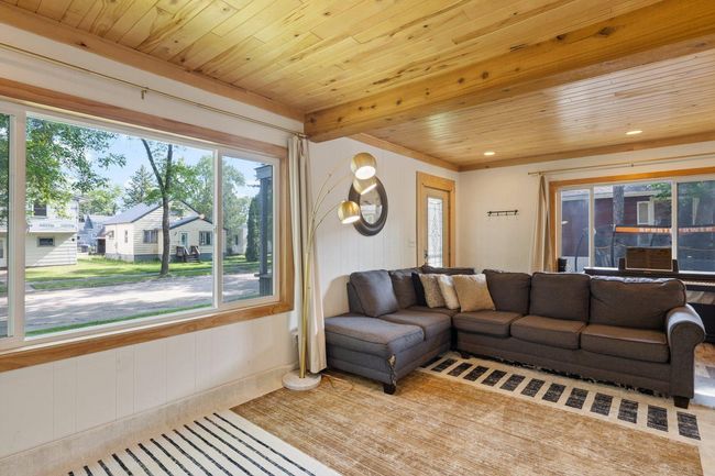 Living Room | Image 6