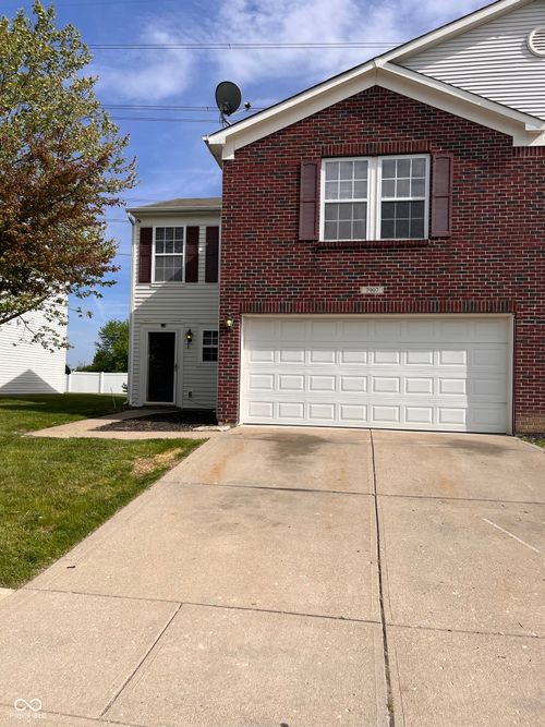 7907 Wildwood Farms Ln, Indianapolis, IN, 46239-7626 | Card Image