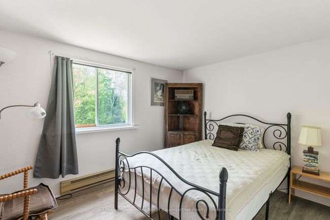 18053 Highway 35, House other with 3 bedrooms, 1 bathrooms and 6 parking in Algonquin Highlands ON | Image 21