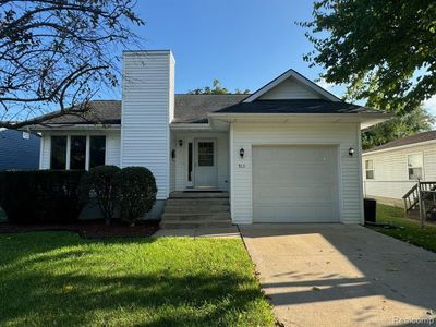 913 Jefferson Street, Home with 3 bedrooms, 2 bathrooms and null parking in Ypsilanti MI | Image 1