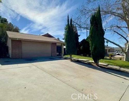 25521 Elder Ave, Moreno Valley, CA, 92557-7601 | Card Image