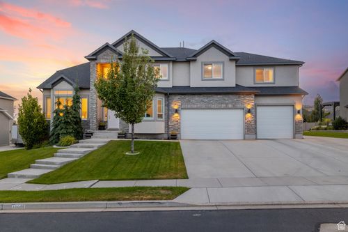 12035 N Beacon Meadow Dr, Highland, UT, 84003-2591 | Card Image