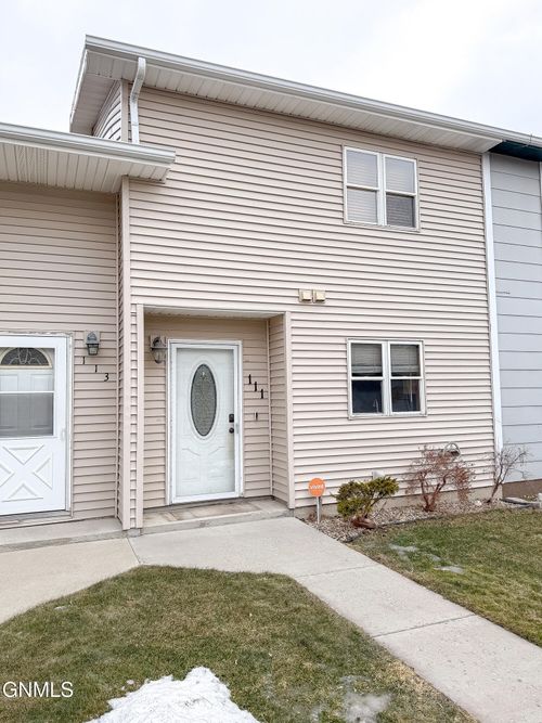 111 2nd Avenue Ne, Surrey, ND, 58785 | Card Image