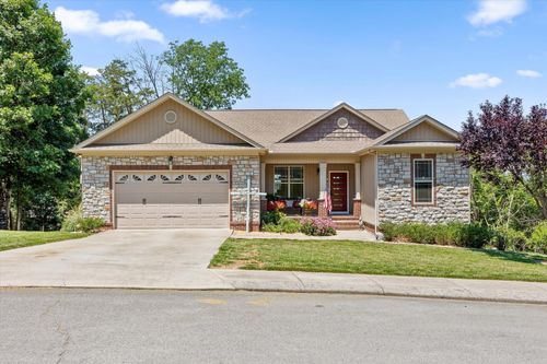 9083 Sunridge Dr, Ooltewah, TN, 37363-5779 | Card Image
