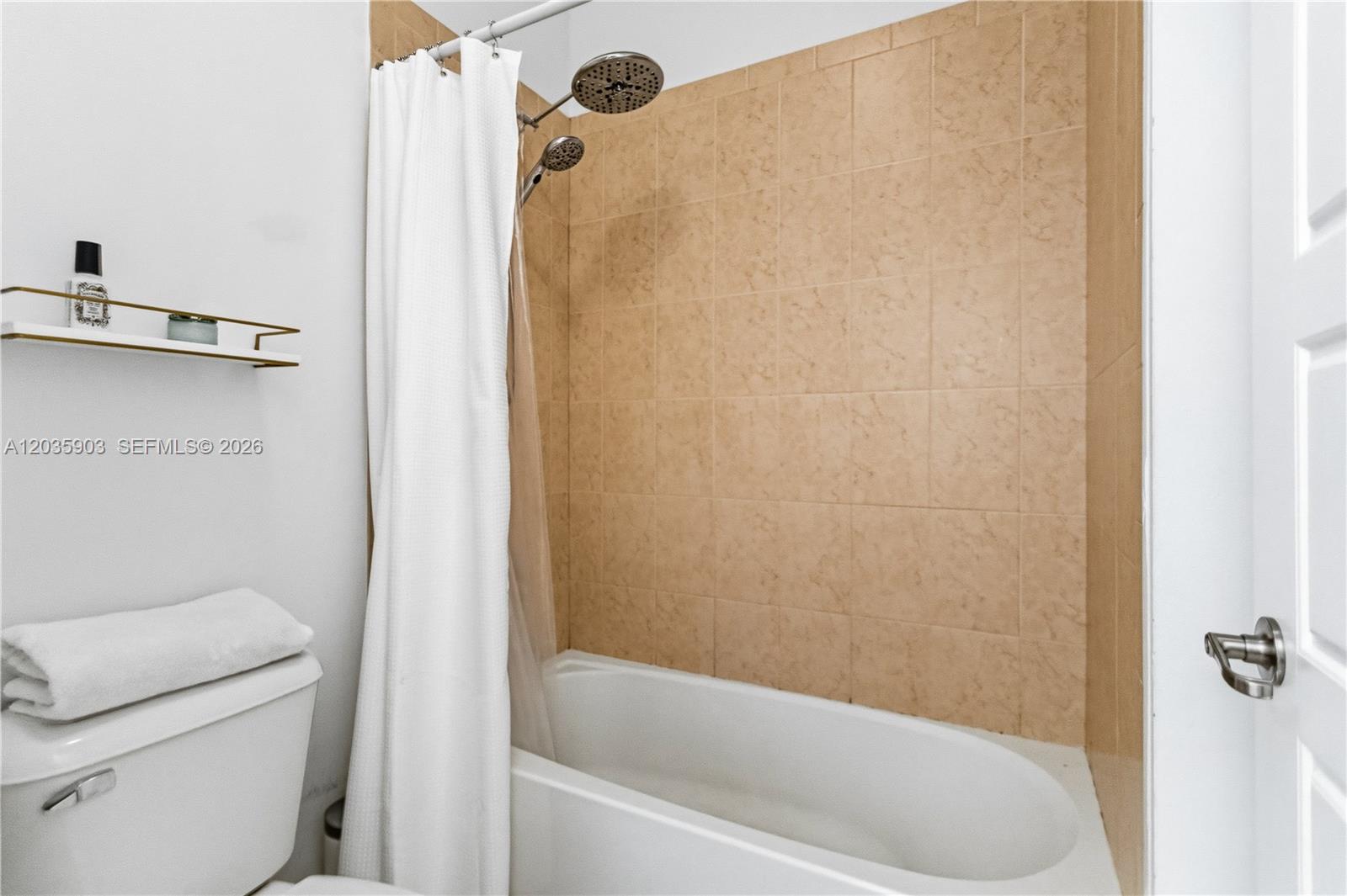 Residential Lease in Miami 4