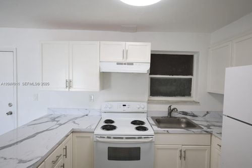 202-3501 W 11th Ave, Hialeah, FL, 33012 | Card Image