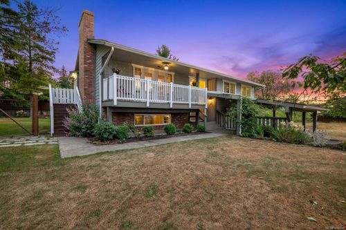 471 Butchers Rd, Comox, BC, V9M3W6 | Card Image