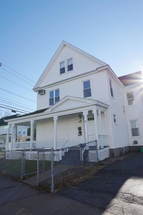 2-39 Harvard St, Nashua, NH, 03060-6324 | Card Image