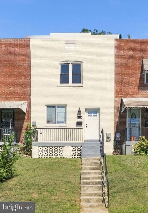 5222 Central Ave Se, WASHINGTON, DC, 20019-6471 | Card Image