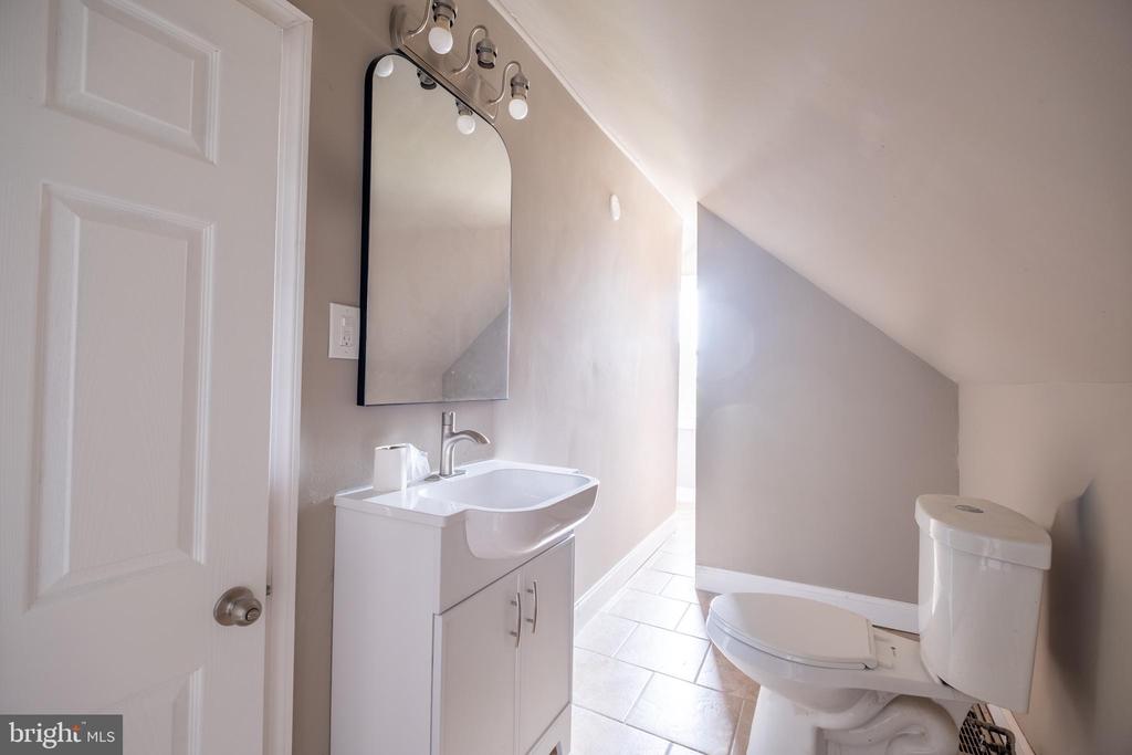 Residential Lease in EWING 2