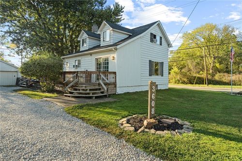3608 Northampton Rd, Cuyahoga Falls, OH, 44223-3077 | Card Image