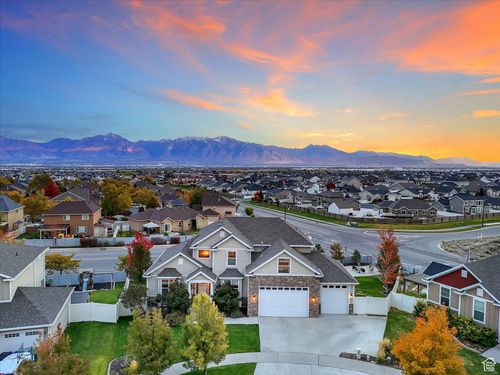 8169 S Flaxton Ln, West Jordan, UT, 84081-7303 | Card Image