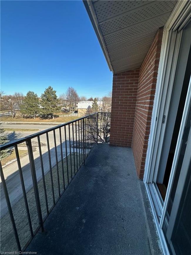 14 - 15 Mowat Blvd, House attached with 1 bedrooms, 1 bathrooms and 1 parking in Kitchener ON | Image 16