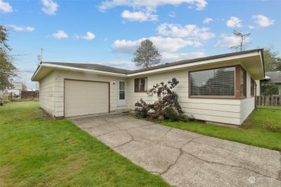 111 W Anderson Street, House other with 3 bedrooms, 1 bathrooms and 1 parking in Elma WA | Image 2