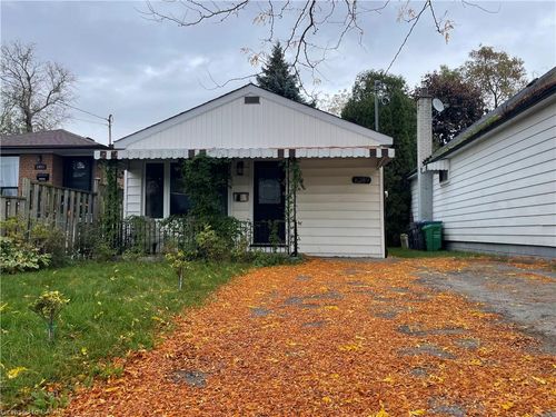 1089 Meredith Ave, Mississauga, ON, L5E2C8 | Card Image