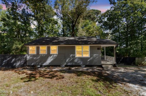 1148 Acorn St, Fayetteville, NC, 28303-4035 | Card Image