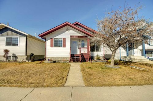 136 Duckering Close, Home with 5 bedrooms, 3 bathrooms and 2 parking in Red Deer AB | Card Image