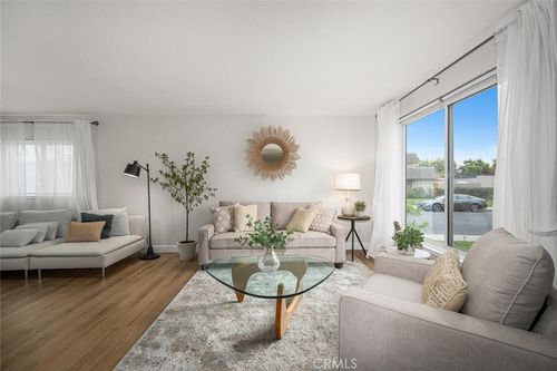 4481 Larwin Ave, Cypress, CA, 90630-4154 | Card Image