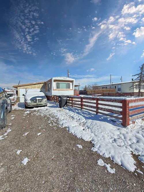 435 10 St, Fort Macleod, AB, T0L0Z0 | Card Image