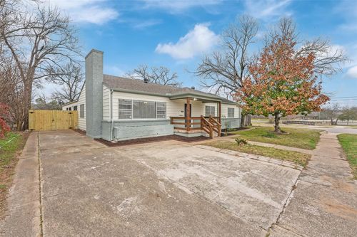 109 W 11th St, Irving, TX, 75060-5220 | Card Image