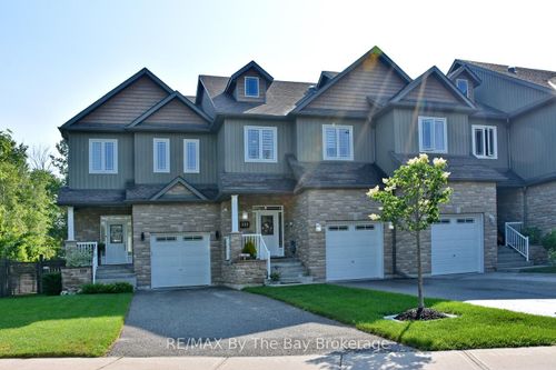 121 45th St N, Wasaga Beach, ON, L9Z1Z4 | Card Image