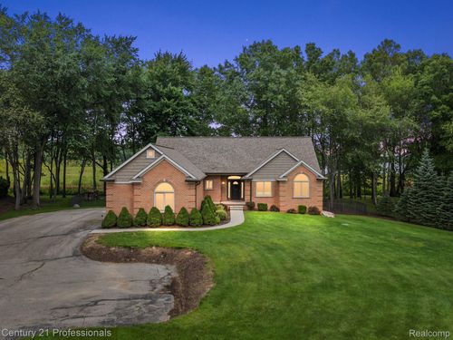 12120 Shaffer Rd, Springfld Twp, MI, 48350-3709 | Card Image