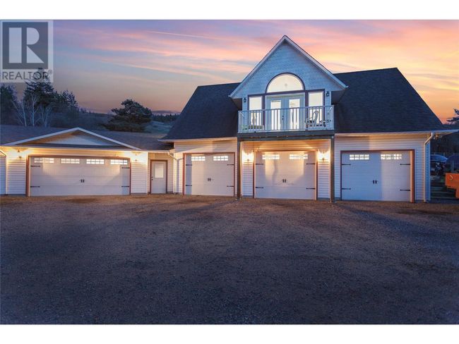 6655 Cosens Bay Rd, House other with 7 bedrooms, 5 bathrooms and 8 parking in Coldstream BC | Image 5