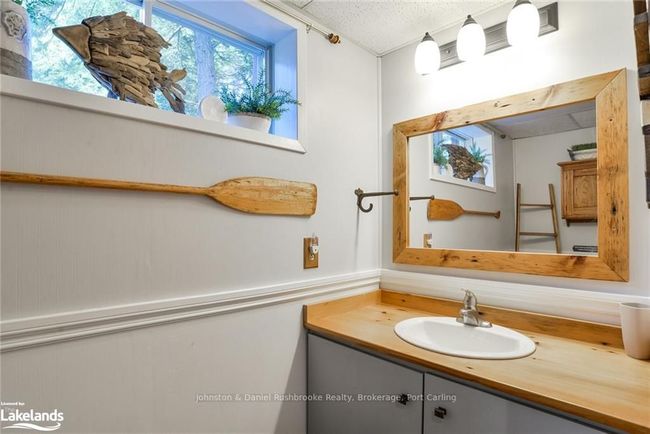 1036 Phyllimar Lane, House other with 5 bedrooms, 3 bathrooms and 5 parking in Port Carling ON | Image 17